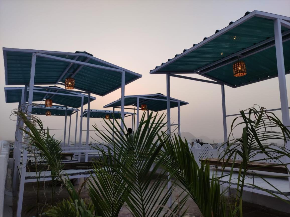 Krishna Stay Guest House Udaipur Eksteriør billede