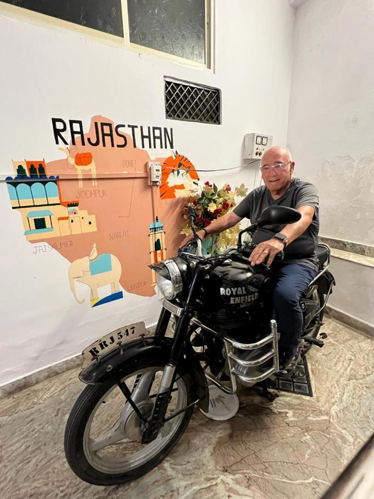 Krishna Stay Guest House Udaipur Eksteriør billede