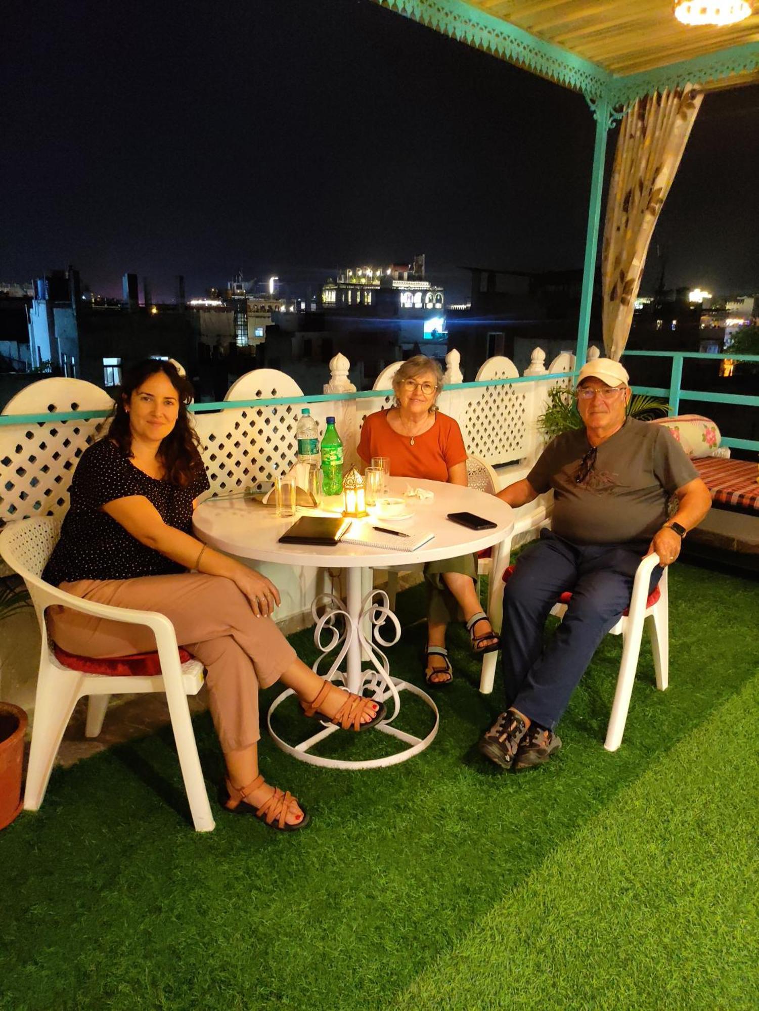 Krishna Stay Guest House Udaipur Eksteriør billede