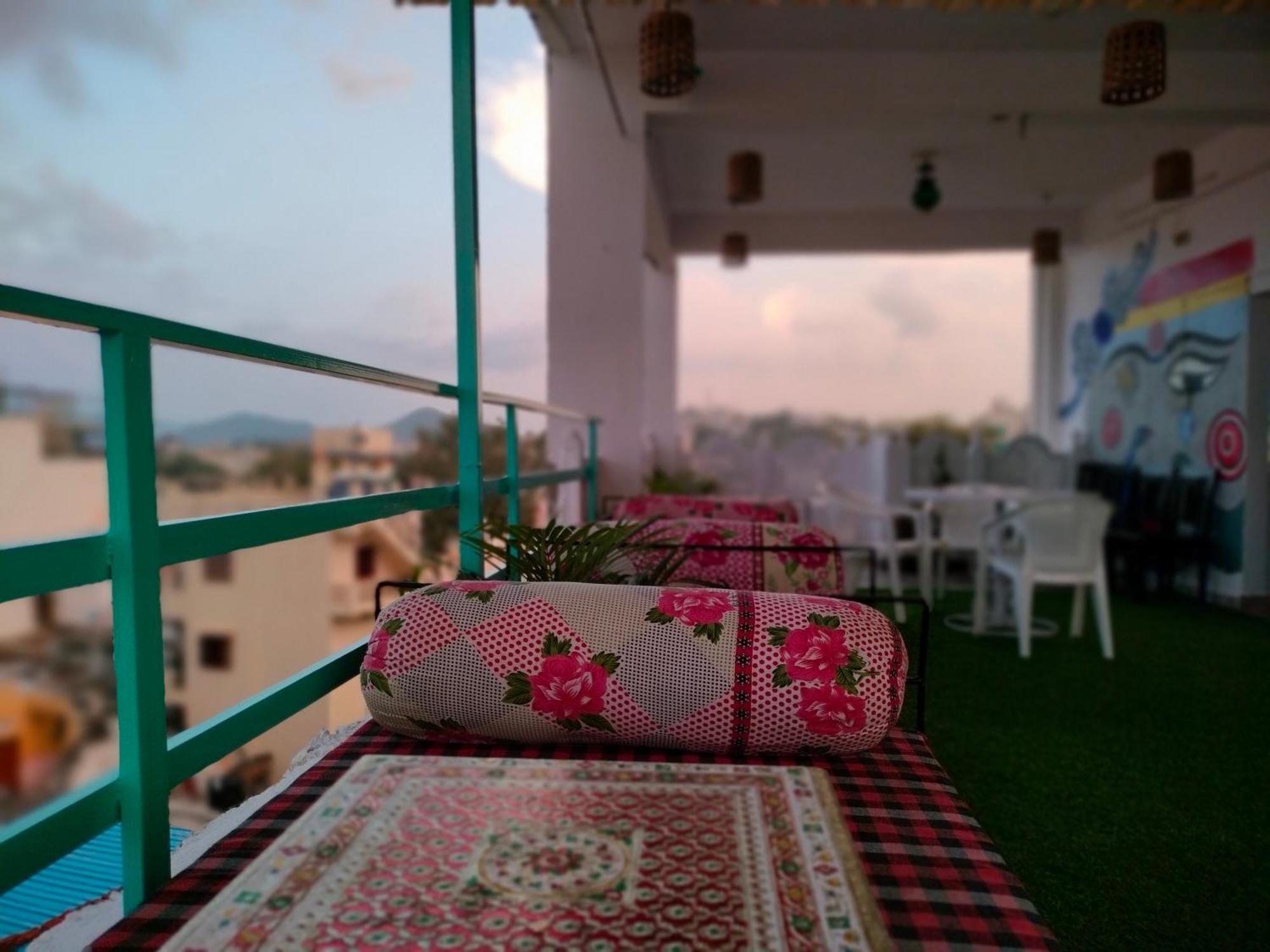 Krishna Stay Guest House Udaipur Eksteriør billede